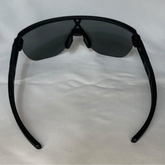 Oakley Corridor Black Prizm Sunglasses With Box - Picture 4 of 7